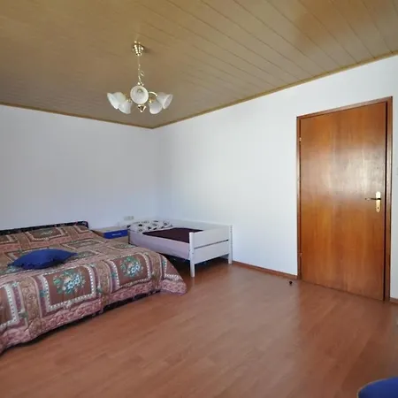 In - Island Krk 35824