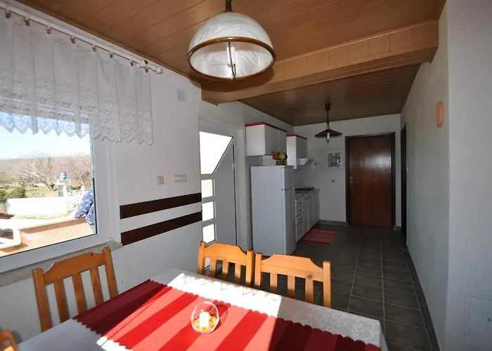 In - Island Krk 35824 * リスィカ